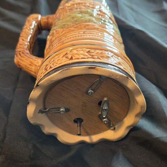 Vintage Ceramic German Beer Stein Music Box (not working) & Village Relief - Picture 3 of 10